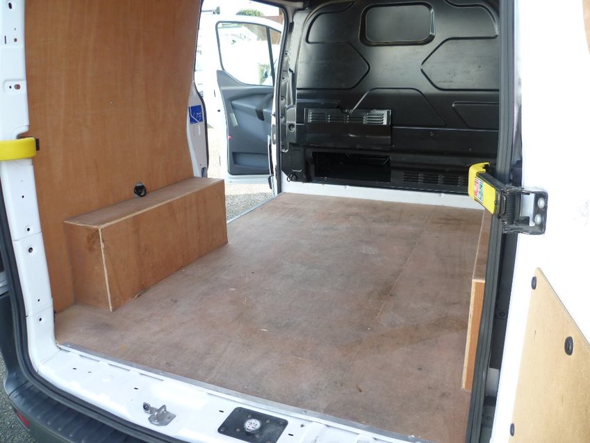 FORD TRANSIT CUSTOM
