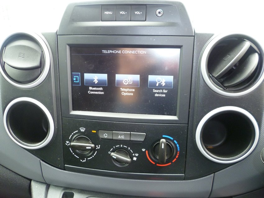 PEUGEOT PARTNER